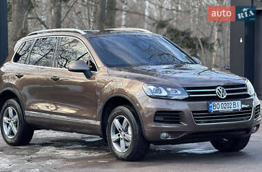 Позашляховик / Кросовер Volkswagen Touareg 2012 в Тернополі