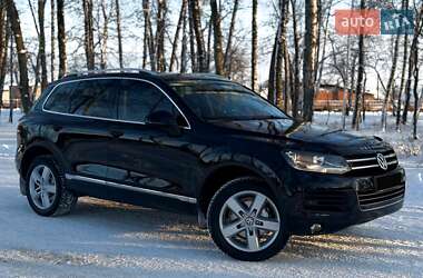 Позашляховик / Кросовер Volkswagen Touareg 2011 в Охтирці