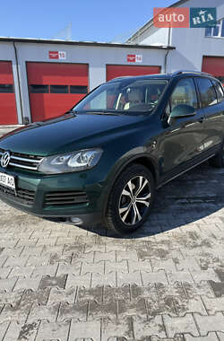 Позашляховик / Кросовер Volkswagen Touareg 2011 в Хмельницькому