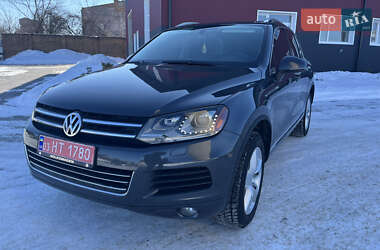 Позашляховик / Кросовер Volkswagen Touareg 2014 в Дубні
