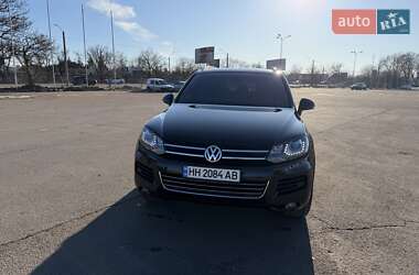 Внедорожник / Кроссовер Volkswagen Touareg 2013 в Одессе
