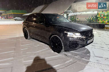 Внедорожник / Кроссовер Volkswagen Touareg 2020 в Черкассах