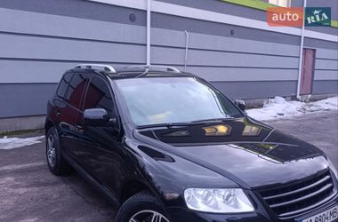 Внедорожник / Кроссовер Volkswagen Touareg 2005 в Ирпене