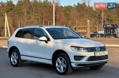 Позашляховик / Кросовер Volkswagen Touareg 2017 в Бродах