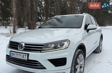 Позашляховик / Кросовер Volkswagen Touareg 2014 в Охтирці