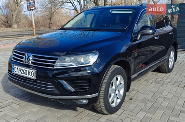 Позашляховик / Кросовер Volkswagen Touareg 2017 в Каневі