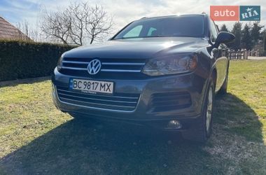 Позашляховик / Кросовер Volkswagen Touareg 2011 в Стрию