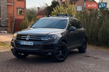 Внедорожник / Кроссовер Volkswagen Touareg 2011 в Львове