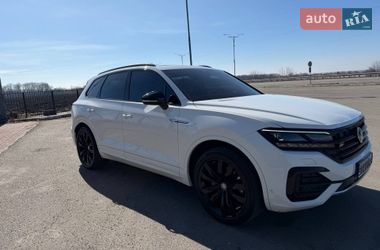 Позашляховик / Кросовер Volkswagen Touareg 2019 в Умані