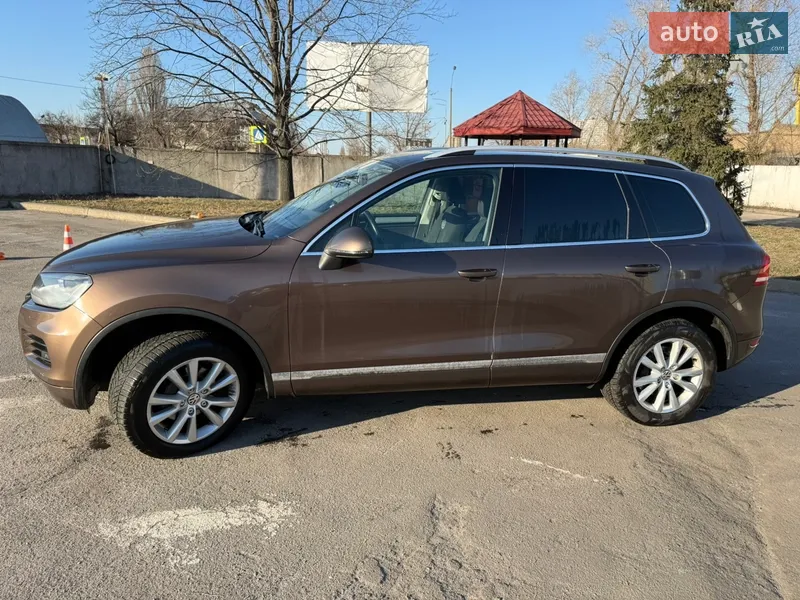 Volkswagen Touareg