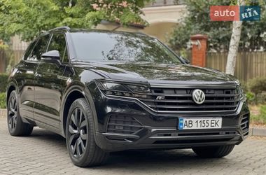 Позашляховик / Кросовер Volkswagen Touareg 2018 в Гайвороні