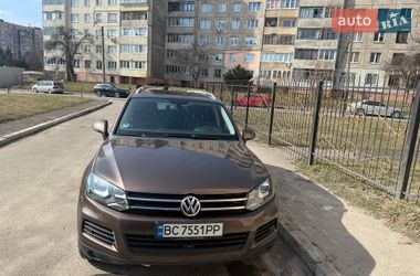 Позашляховик / Кросовер Volkswagen Touareg 2012 в Львові