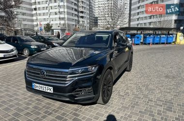Внедорожник / Кроссовер Volkswagen Touareg 2020 в Одессе