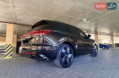 Позашляховик / Кросовер Volkswagen Touareg 2024 в Одесі