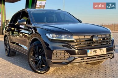 Внедорожник / Кроссовер Volkswagen Touareg 2020 в Николаеве