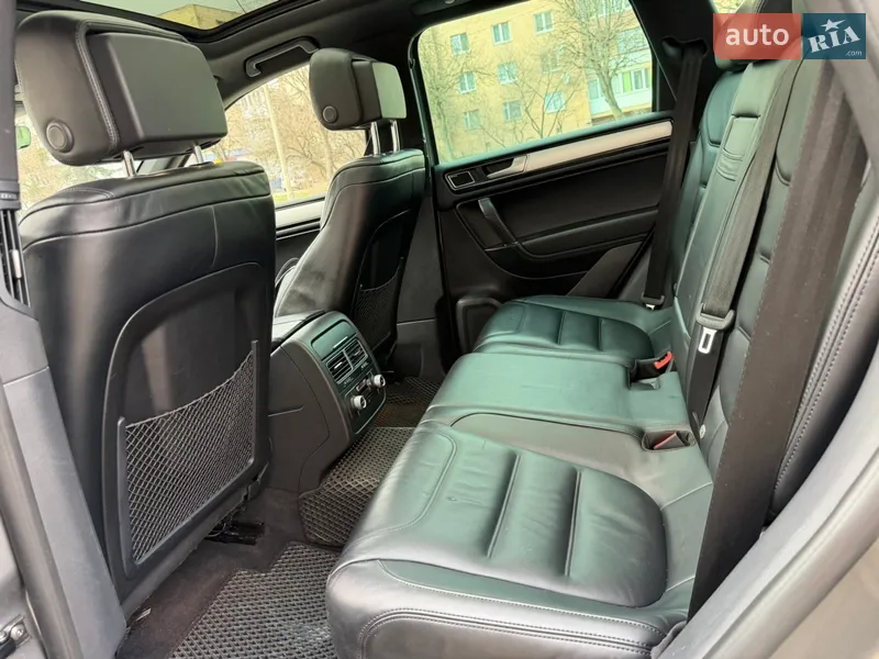 Volkswagen Touareg 2016 VIN WVGZZZ7PZHD010307 фото оголошення 26 з 75