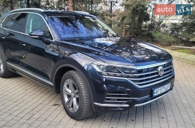 Внедорожник / Кроссовер Volkswagen Touareg 2018 в Черноморске