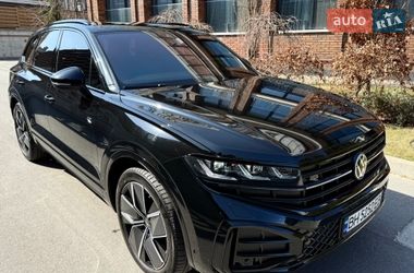 Внедорожник / Кроссовер Volkswagen Touareg 2024 в Днепре