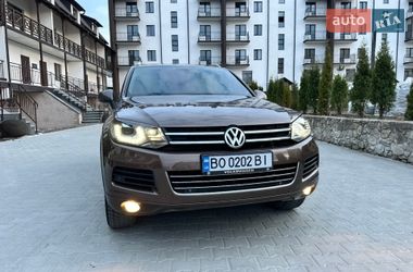 Внедорожник / Кроссовер Volkswagen Touareg 2012 в Кременце