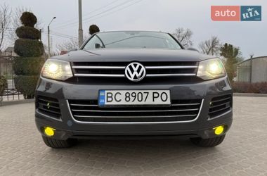 Позашляховик / Кросовер Volkswagen Touareg 2010 в Львові