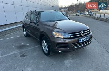 Внедорожник / Кроссовер Volkswagen Touareg 2013 в Броварах