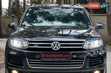 Внедорожник / Кроссовер Volkswagen Touareg 2011 в Белогородке
