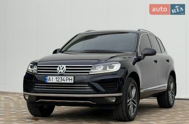 Позашляховик / Кросовер Volkswagen Touareg 2017 в Києві