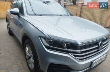 Внедорожник / Кроссовер Volkswagen Touareg 2021 в Черкассах