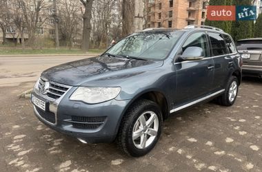 Внедорожник / Кроссовер Volkswagen Touareg 2009 в Черновцах