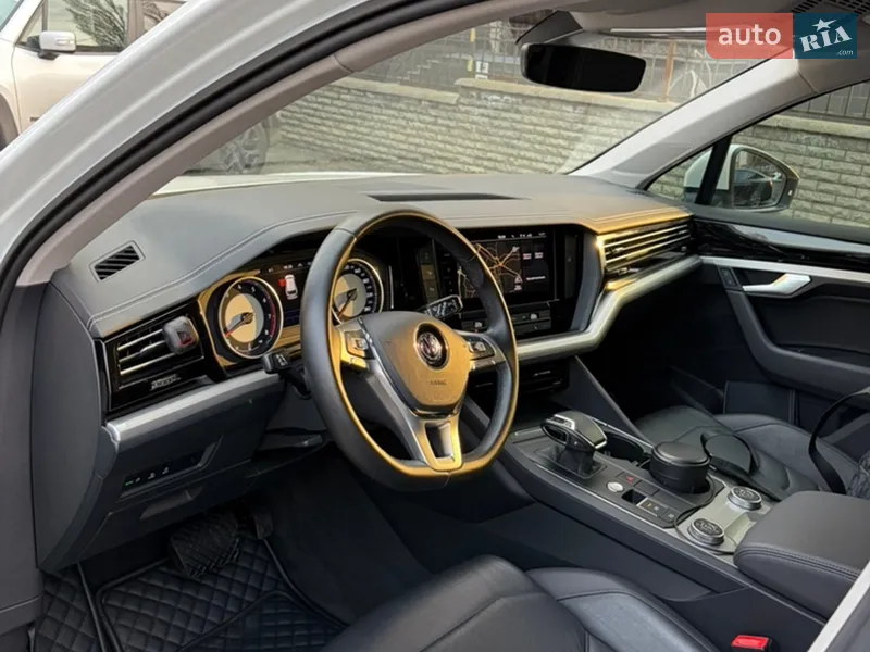 Volkswagen Touareg 2020 VIN WVGZZZCRZLD036292 фото оголошення 5 з 52
