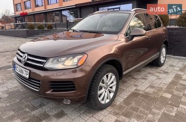 Внедорожник / Кроссовер Volkswagen Touareg 2010 в Львове