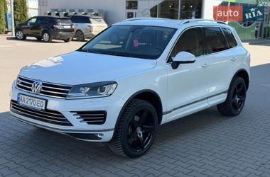 Позашляховик / Кросовер Volkswagen Touareg 2018 в Житомирі
