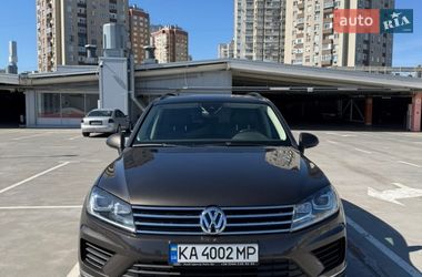 Внедорожник / Кроссовер Volkswagen Touareg 2017 в Киеве