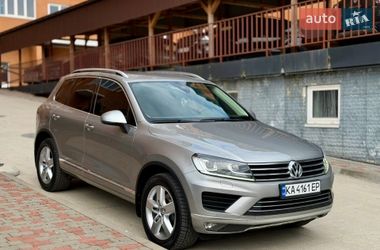 Внедорожник / Кроссовер Volkswagen Touareg 2017 в Киеве