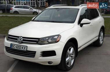 Внедорожник / Кроссовер Volkswagen Touareg 2011 в Львове