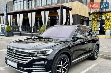 Позашляховик / Кросовер Volkswagen Touareg 2021 в Одесі