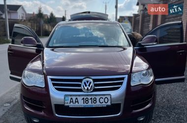 Внедорожник / Кроссовер Volkswagen Touareg 2008 в Киеве