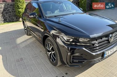 Внедорожник / Кроссовер Volkswagen Touareg 2021 в Звенигородке