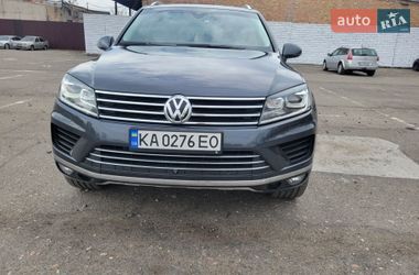 Внедорожник / Кроссовер Volkswagen Touareg 2016 в Киеве