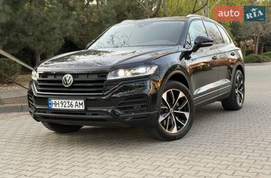 Внедорожник / Кроссовер Volkswagen Touareg 2019 в Одессе