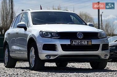 Внедорожник / Кроссовер Volkswagen Touareg 2011 в Бердичеве