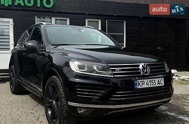 Позашляховик / Кросовер Volkswagen Touareg 2014 в Одесі