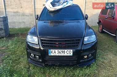 Позашляховик / Кросовер Volkswagen Touareg 2005 в Києві