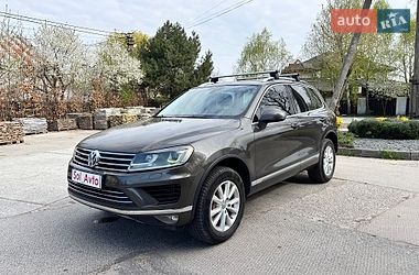 Позашляховик / Кросовер Volkswagen Touareg 2014 в Львові