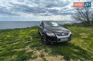 Позашляховик / Кросовер Volkswagen Touareg 2009 в Одесі