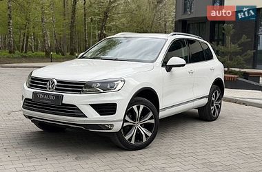 Позашляховик / Кросовер Volkswagen Touareg 2014 в Тернополі