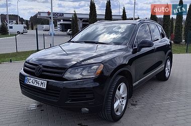 Внедорожник / Кроссовер Volkswagen Touareg 2011 в Львове