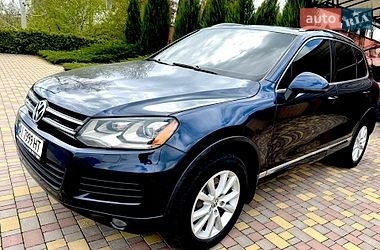 Позашляховик / Кросовер Volkswagen Touareg 2013 в Дніпрі