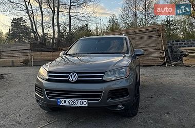 Позашляховик / Кросовер Volkswagen Touareg 2011 в Миронівці