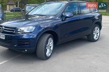 Внедорожник / Кроссовер Volkswagen Touareg 2013 в Виннице